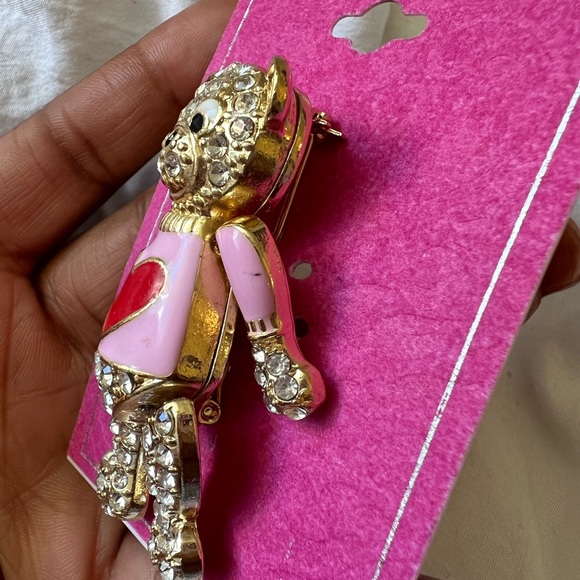 Gold Teddy Bear Pin. With Rhinestone and Hearts - Picture 6 of 7